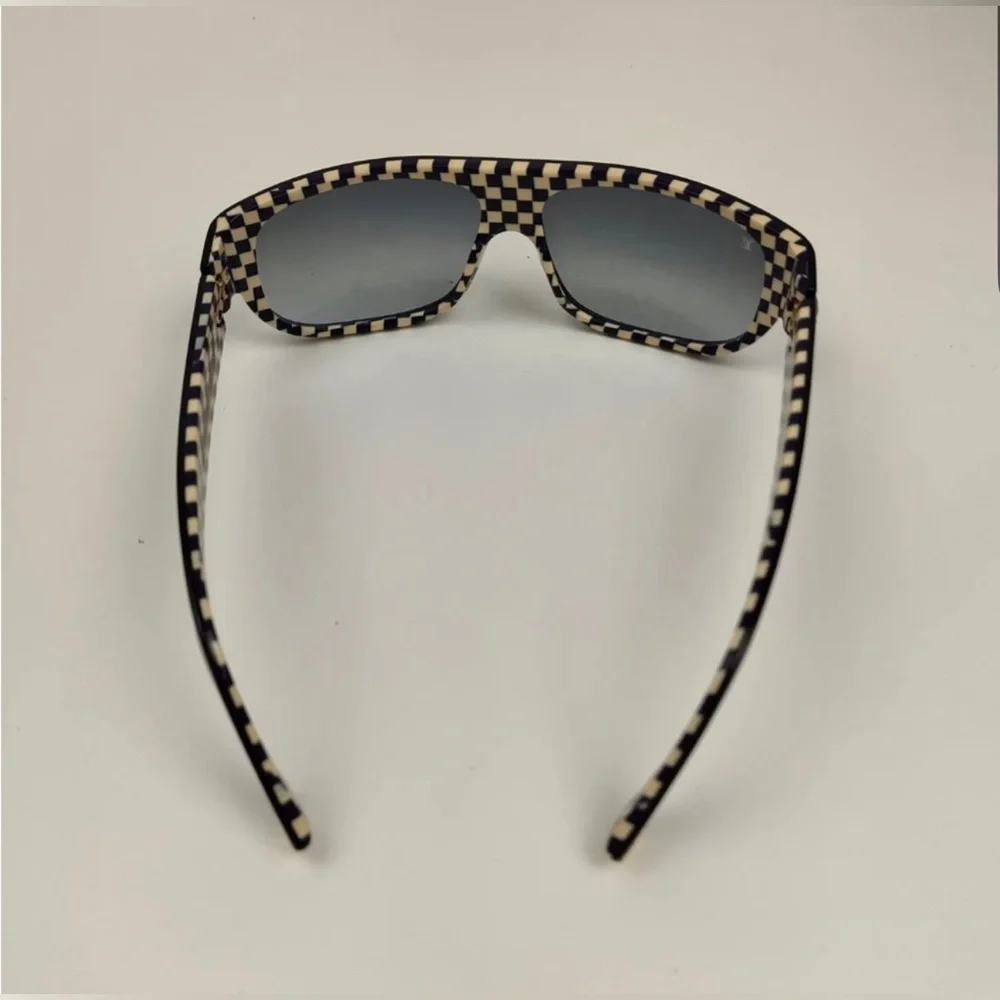 Louis Vuitton Authentic Sunglasses Unisex!!! Like New! - Picture 11 of 13